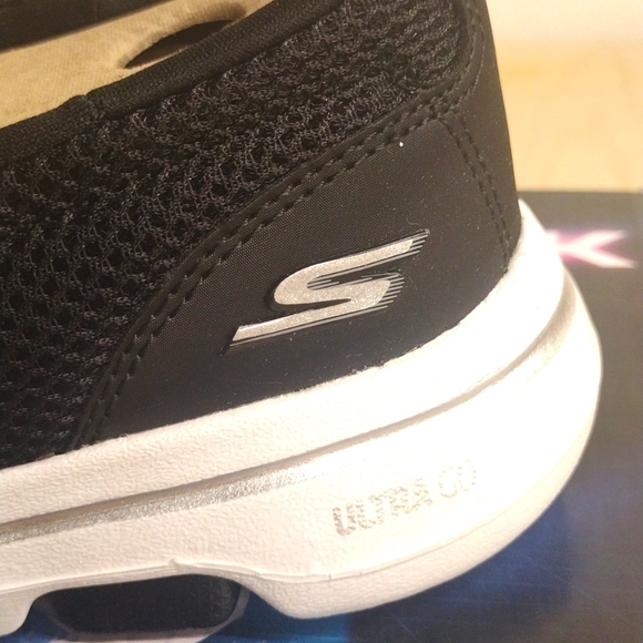 SKECHERS Women's GO WALK 5!!! - Picture 3 of 5